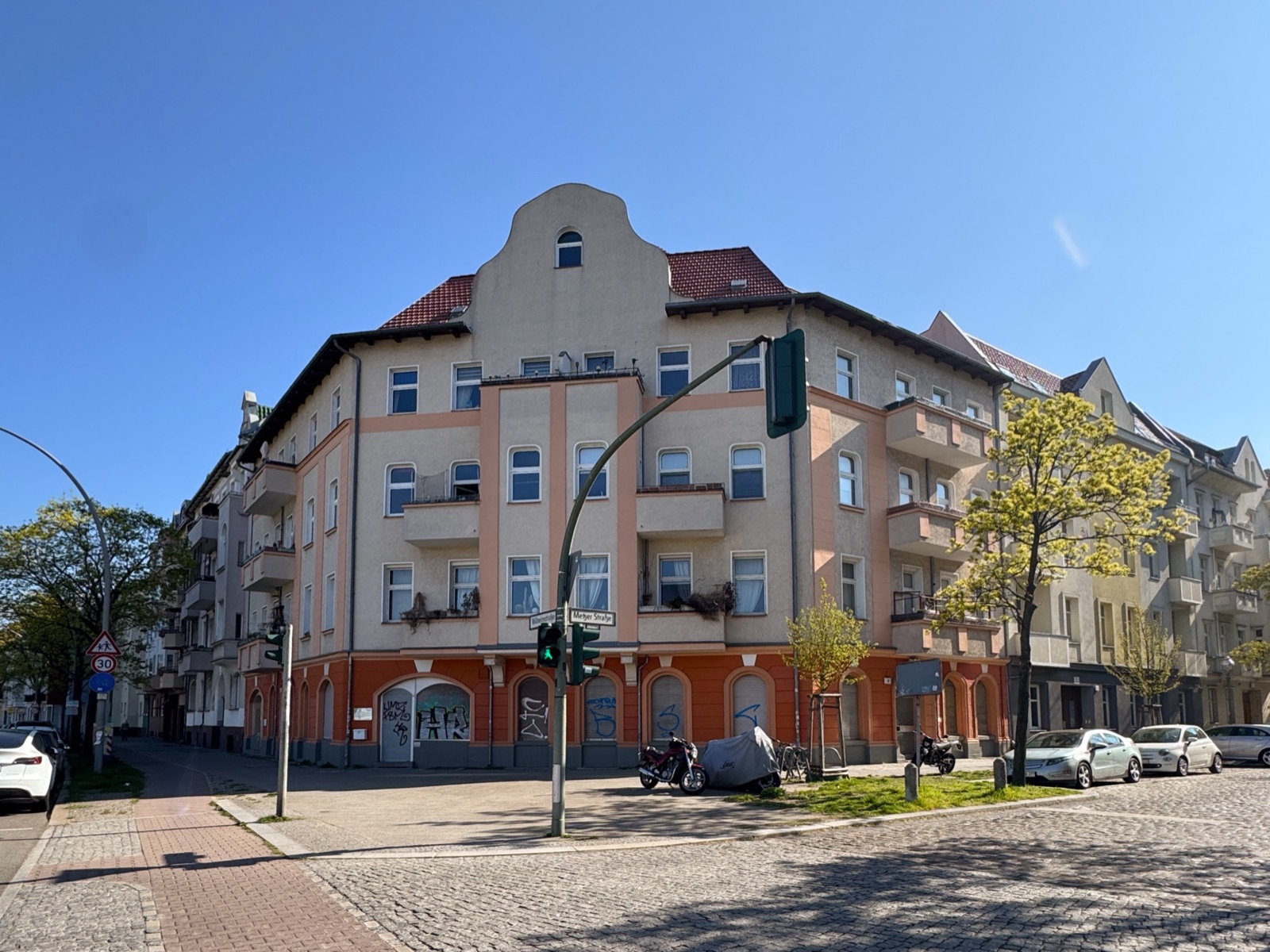 Metzerstraße 10/ Wilhelmstraße 151
